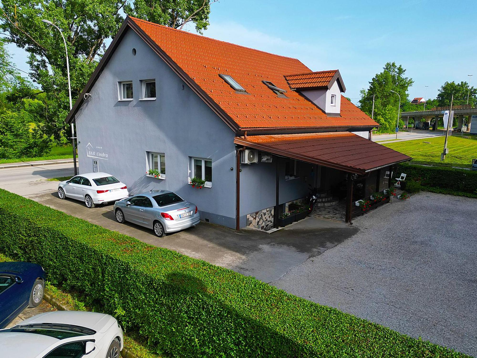 B&B Cindra Karlovac Εξωτερικό φωτογραφία